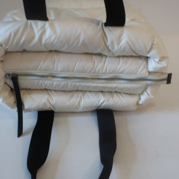 Women Moncler Caradoc White Padded Nylon Tote Bag - Picture 9 of 12